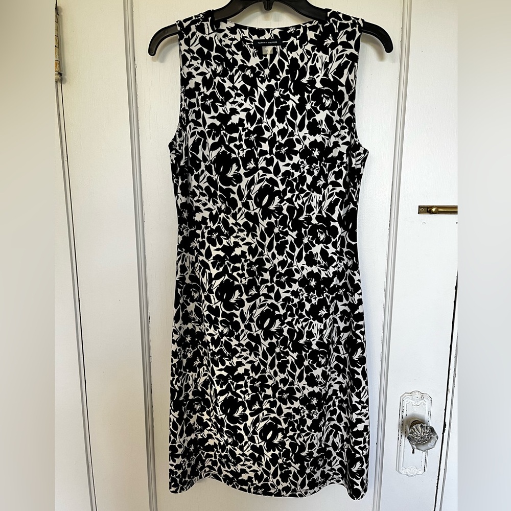Tommy Hilfiger Sleeveless Dress, 6 Black & White